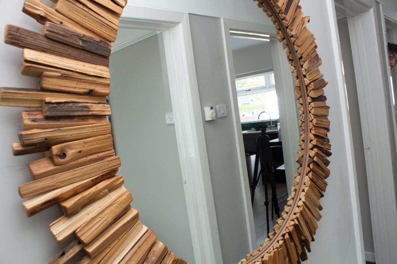 Cosy 3Bed Bungalow In West Kirby, Free Parking Frankby エクステリア 写真